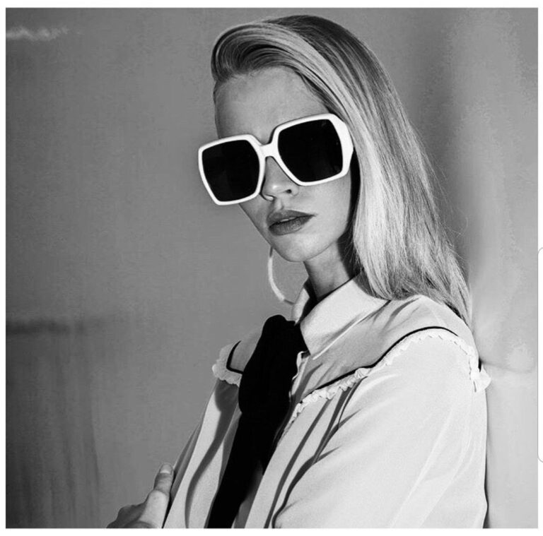 Mengotti Couture® Yves Saint Laurent - M571 Screenshot 20190914 202740 Instagram