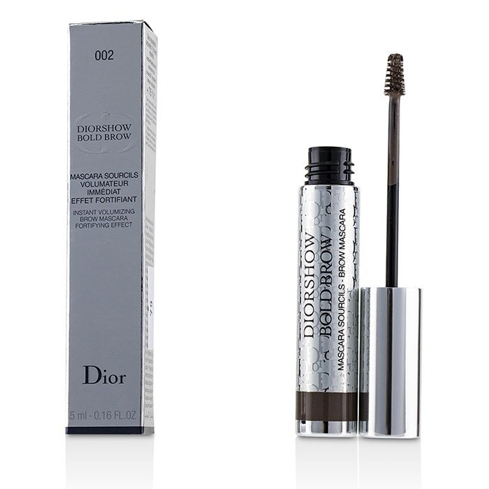 Dior's Bold Brow Mascara works to boost brow volume, helping to achieve full and groomed eyebrows. 