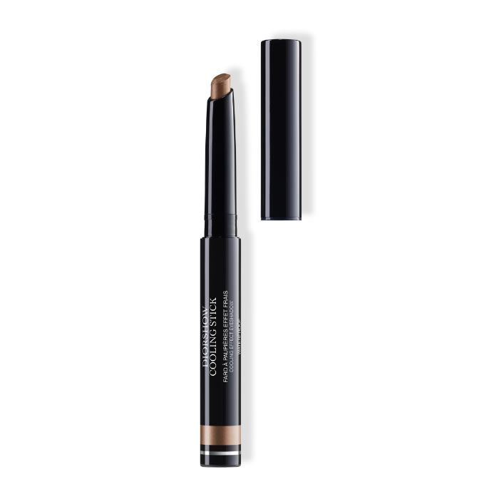Dior has created Diorshow Cooling Stick, an eyeshadow stick bursting with water for an immediate cooling sensation and a wet-effect solid colour result.
