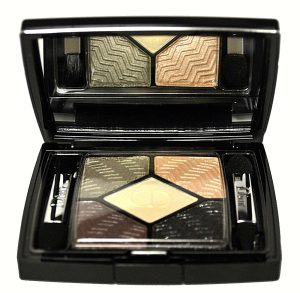 Dior’s limited edition Couture Colours & Effects Eyeshadow Palette features a variety of different textures and shades that have been brought together in one single case, enabling you to create endless summer eye make-up looks with ease