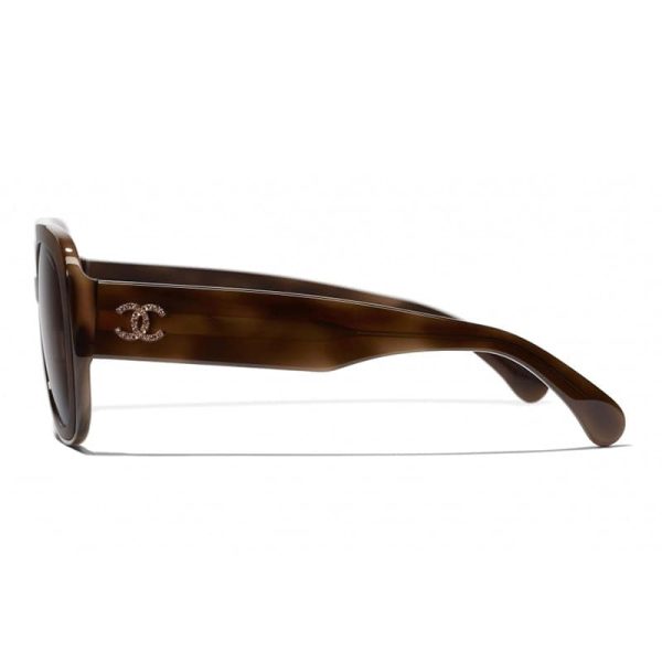 Mengotti Couture® Chanel Pilot