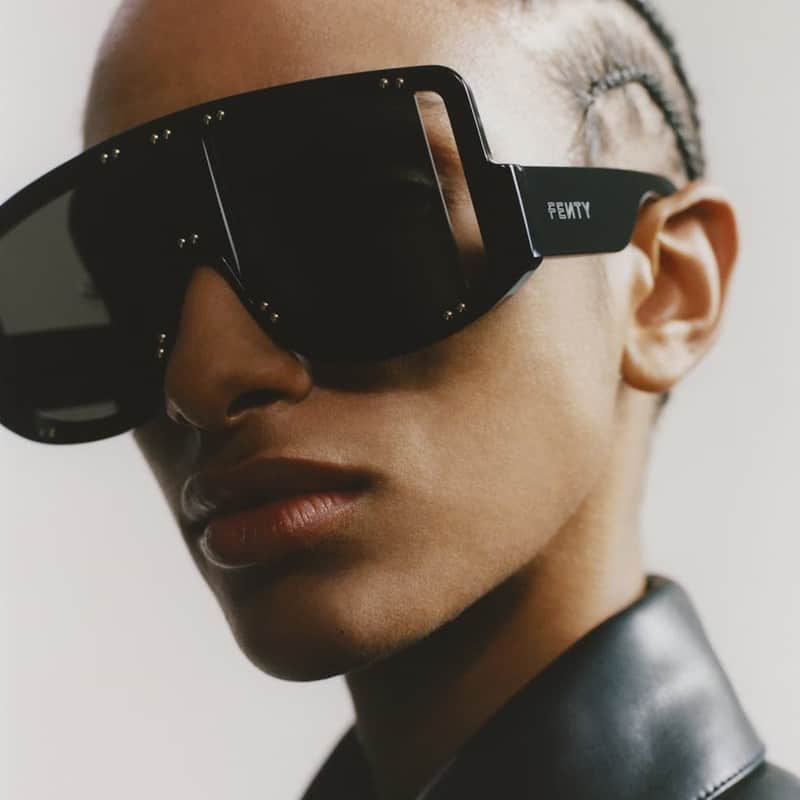 Mengotti Couture® Fenty - Blockt Ii Mask - Jet Black - Sunglasses - Rihanna Official Fenty-–-Blockt-Ii-Mask-–-Jet-Black-–-Sunglasses-–-Rihanna-Official-5.jpg