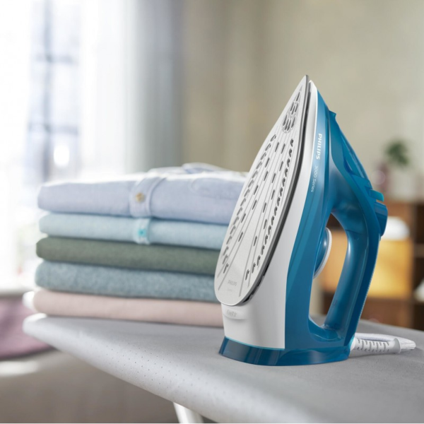 Philips Garment Steamer Iron Series 3000 2400w