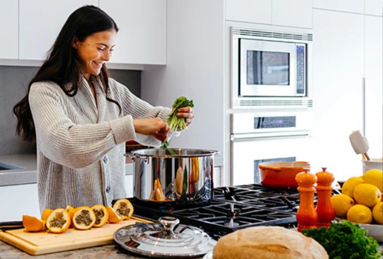 Best Queen Chef Cookware – Available at Mengotti Couture Beirut Lebanon Best Queen Chef Cookware – Available at Mengotti Couture Beirut Lebanon